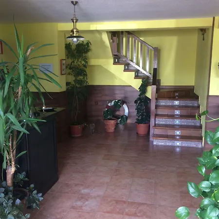 Brisamar فندق Bañugues