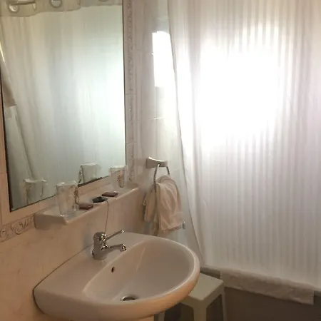Hotell Brisamar Bañugues