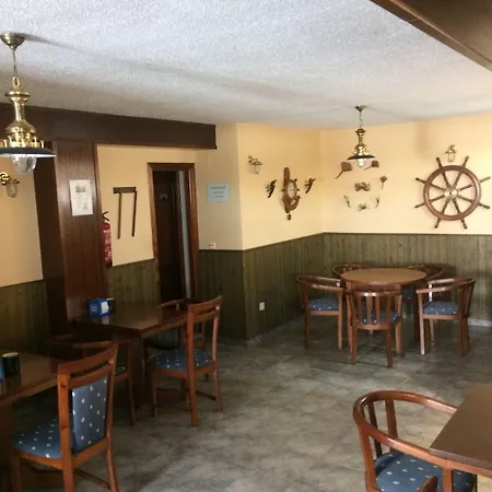 Brisamar Hotell Bañugues