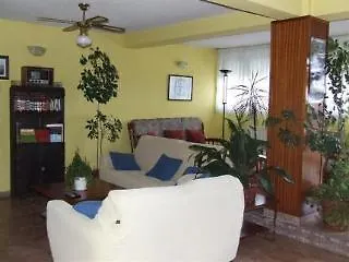 Brisamar Hotell Bañugues